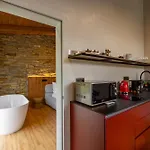 Yalyna - в карпатах із чаном-джакузі Chalet