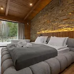 Yalyna - в карпатах із чаном-джакузі Chalet Slawske